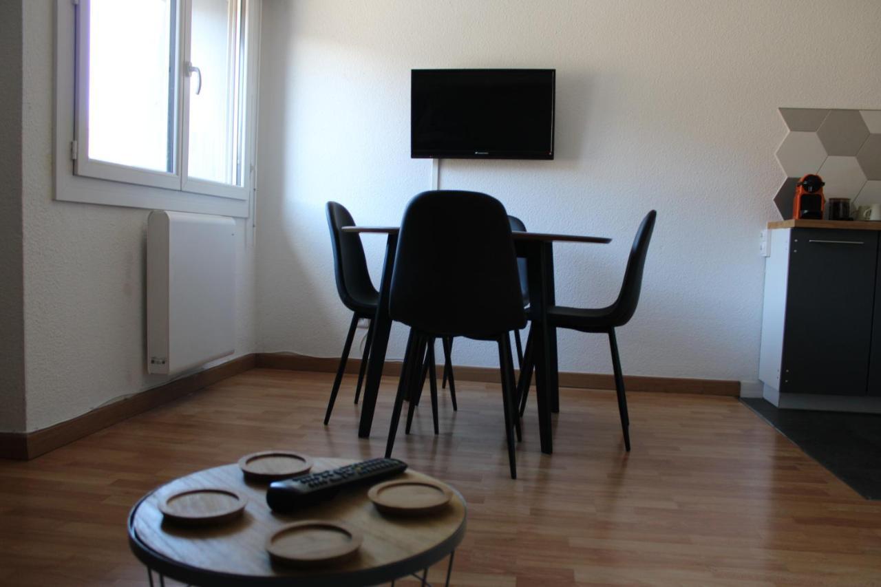 Studio Isard, Wifi Et Parking Gratuit, Navette Gratuite Au Pied De La Residence, Possibilite Forfait Menage Et Location Linge De Lit Et Toilette, A 10 Minutes A Pied Du Centre Ville Font-Romeu-Odeillo-Via Eksteriør bilde