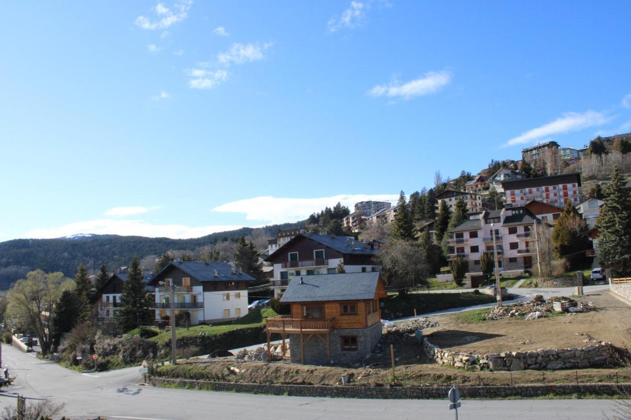 Studio Isard, Wifi Et Parking Gratuit, Navette Gratuite Au Pied De La Residence, Possibilite Forfait Menage Et Location Linge De Lit Et Toilette, A 10 Minutes A Pied Du Centre Ville Font-Romeu-Odeillo-Via Eksteriør bilde